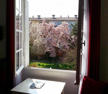 Villeneuve-sur-Lot Hotel | Hôtel La Résidence