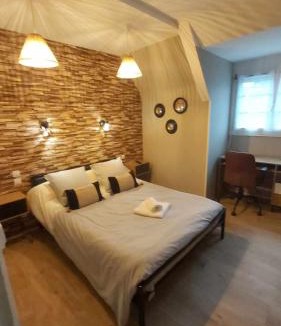 Conde-sur-Noireau Hotel | Hôtel La Renaissance