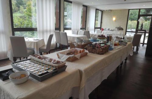 Entraygues-sur-Truyere Hotel | Hôtel La Rivière