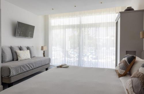 Cap-d'Antibes Hotel | Hôtel La Villa Juan Beach