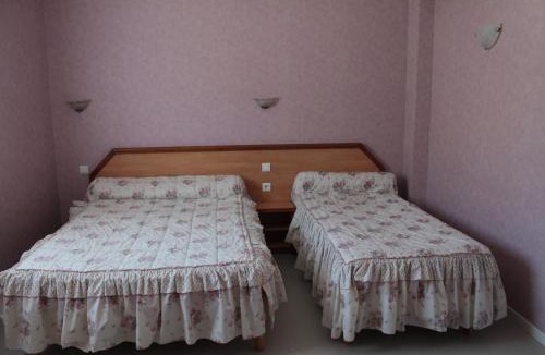 Peyrouse Hotel | Hôtel Ladagnous