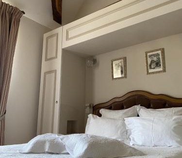 Sepmes Hotel | Hôtel Laroche Ploquin