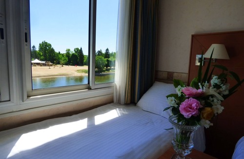 Montrichard Hotel | Hôtel Le Bellevue Montrichard