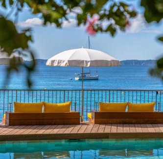 Rayol-Canadel-sur-Mer Hotel | Hôtel Le Bailli De Suffren