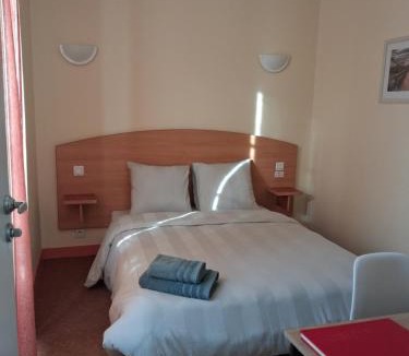 Sainte-Suzanne-and-Chammes Hotel | Hôtel le beau séjour