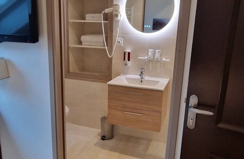 Guer Hotel | Hôtel Le Bellevue