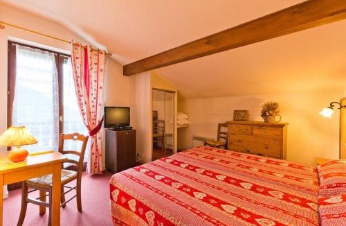 Thollon-les-Memises Hotel | Hôtel Le Bellevue