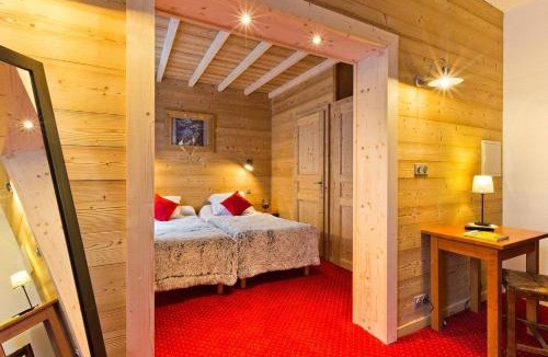 Thollon-les-Memises Hotel | Hôtel Le Bellevue