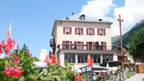 Zinal Hotel | Hôtel Le Besso - Swiss Romantic Lodge Zinal