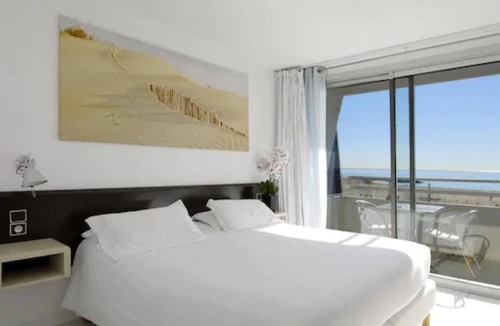 Palavas-les-Flots Hotel | Hôtel Le Brasilia