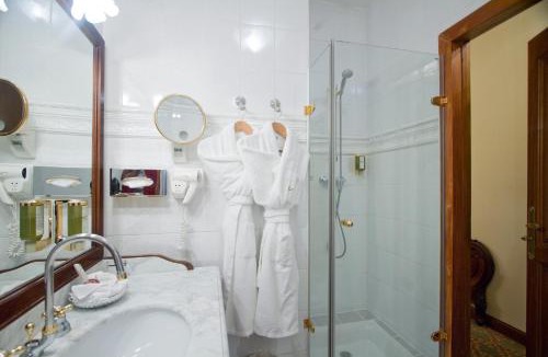 Beaune City Centre Hotel | Hôtel Le Cep & Spa