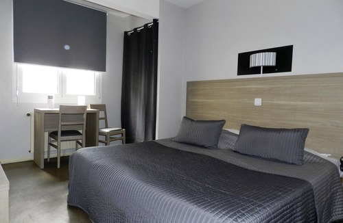 Cerizay Hotel | Hôtel Le Cerizay