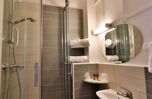 Sainte-Maxime City Centre Hotel | Hôtel Le Chardon Bleu