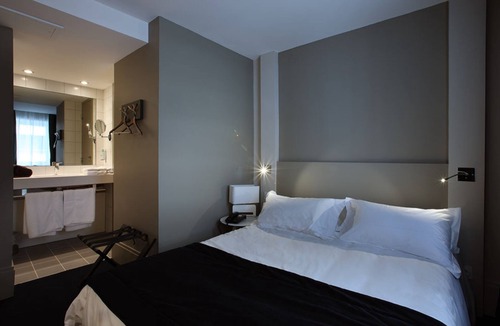 Chambery Hotel | Hôtel Le Cinq Hyper Centre Ville