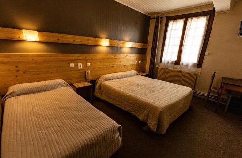 Les Angles Hotel | Hôtel Le Coq d'Or