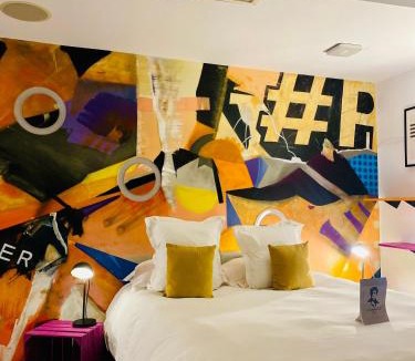 Charleville-Mezieres Hotel | Hôtel Le Dormeur du Val