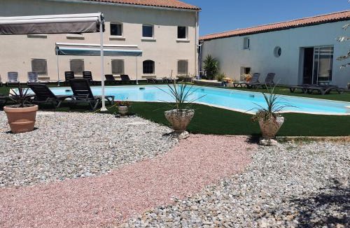 Trebes Hotel | Hôtel Le Floreal