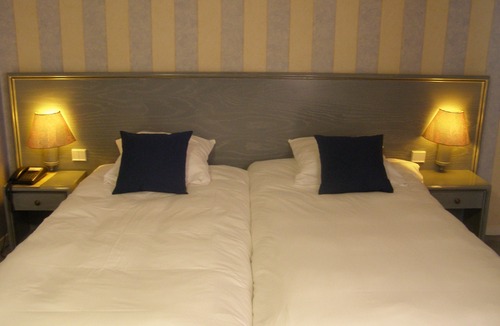 Saint-Pourcain-sur-Sioule Hotel | Hôtel Le Chêne Vert