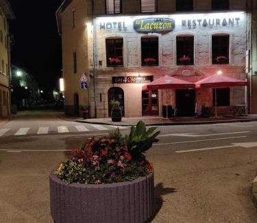 Moirans-en-Montagne Hotel | Hôtel Le Lacuzon