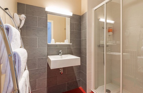 Trie-sur-Baise Hotel | Hôtel - LE LOFT