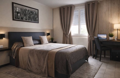 Roussillon-en-Isere Hotel | Hôtel Le Médicis