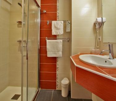 Sarlat-la-Caneda Hotel | Hôtel Le Madrigal