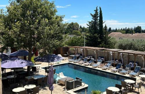 Graveson Hotel | Hôtel Le Mas Des Amandiers