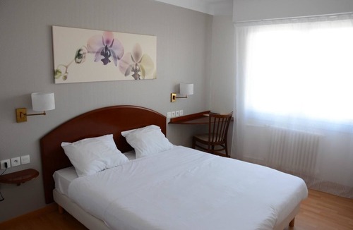 Saint-Brevin-les-Pins Hotel | Hôtel le Petit Trianon