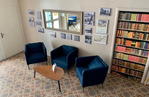 Palavas-les-Flots Hotel | Hôtel Le Petit Baigneur