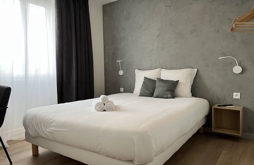 Aubenas Hotel | Hôtel Le Ponson
