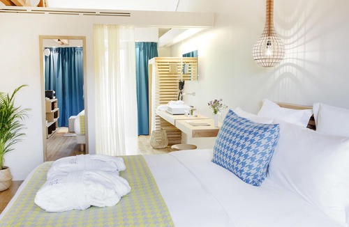 Montjuzet Hotel | Hôtel Le Pré