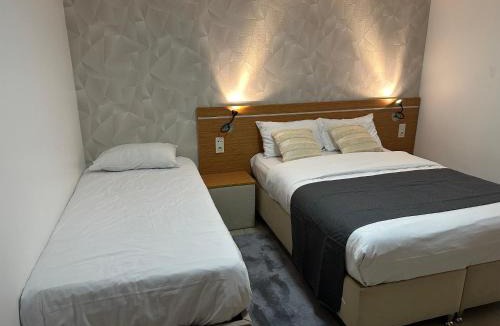 Poitiers Hotel | Hôtel Le Prince, Poitiers Gare