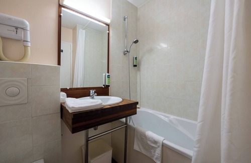 Digoin Hotel | Hôtel Le Relais Du Canalou