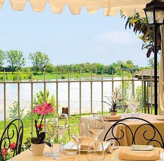 Meung-sur-Loire Hotel | Hôtel Le Relais Louis XI