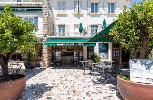 Carqueiranne Hotel | Hôtel Le Richiardi
