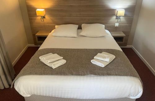 Givet Hotel | Hôtel Le Roosevelt
