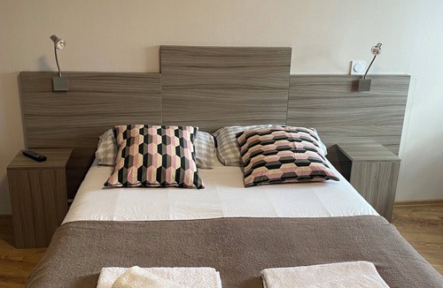 Saint-Amand-Montrond Hotel | Hôtel Le Saint Amand