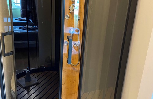 Saint-Amand-Montrond Hotel | Hôtel Le Saint Amand