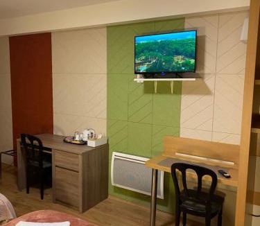 Saint-Amand-Montrond Hotel | Hôtel Le Saint Amand