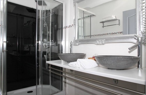 Pezenas Hotel | Hôtel Le Saint Germain