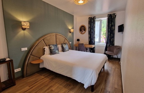 Thorigne-sur-Due Hotel | Hôtel Le Saint Jacques