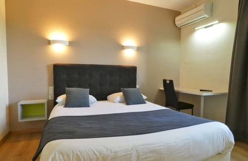 Clermont-l'Herault Hotel | Hôtel Le Sarac