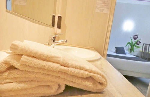 Clermont-l'Herault Hotel | Hôtel Le Sarac