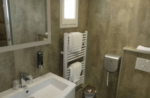 Clermont-l'Herault Hotel | Hôtel Le Sarac
