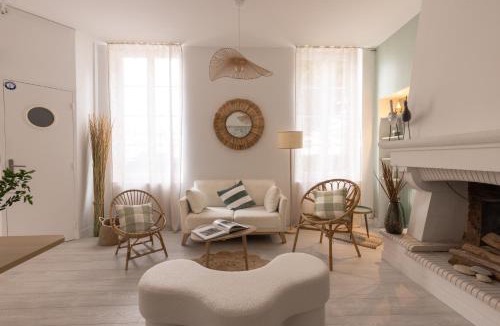 Saint-Pierre-d'Oleron Hotel | Hôtel Le Square