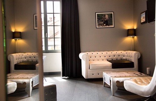 Beaulieu-sur-Dordogne Hotel | Hôtel Le Turenne