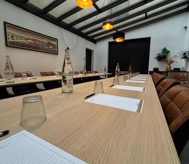 Cognac Hotel | Hôtel Le Valois, Cognac Centre