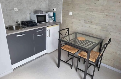 Saint-Laurent-Nouan Hotel | Hôtel Le Verger