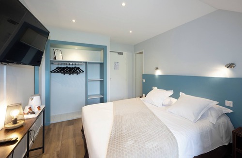 La Roche-sur-Foron Hotel | Hôtel Les Afforêts