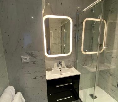 Saint-Valery-en-Caux Hotel | Hôtel Les Bains